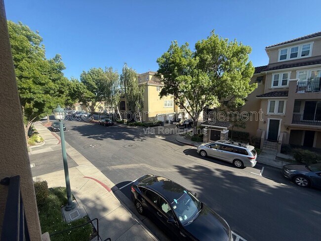 3345 Monaghan St in Dublin, CA - Building Photo - Building Photo