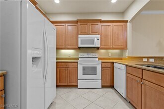 4350 Lazio Way in Ft. Myers, FL - Building Photo - Building Photo