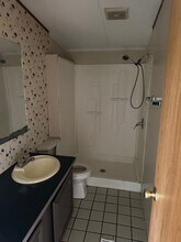 330 Lorena Meadows Dr in Lorena, TX - Foto de edificio - Building Photo