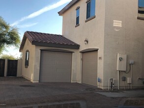 2551 N 149th Ave in Goodyear, AZ - Building Photo - Building Photo