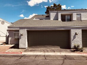 5521 Orchard Ln in Las Vegas, NV - Building Photo - Building Photo