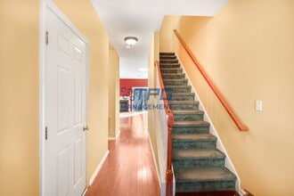 14 Sand Hill Ct in Jamesburg, NJ - Building Photo - Building Photo