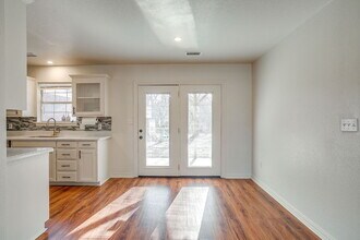 1312 Bradley Ct in Cleburne, TX - Foto de edificio - Building Photo