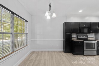 2476 Ryerson Ct in Charlotte, NC - Building Photo - Building Photo