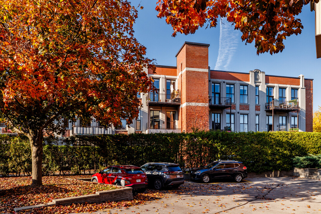 3477 De Rushbrooke Rue in Verdun, QC - Building Photo