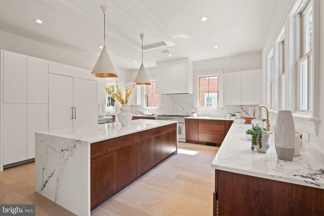 property at 5022 Cathedral Ave NW
