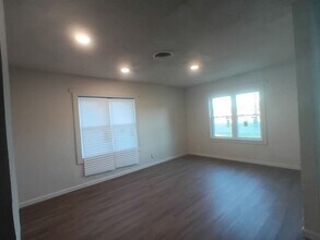 4000 SE 10th Pl in Del City, OK - Building Photo - Building Photo