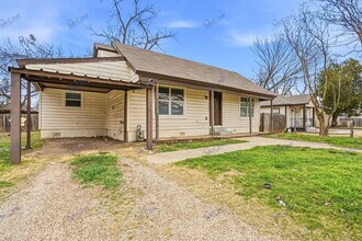 508 W Lone Star Ave in Cleburne, TX - Building Photo - Building Photo