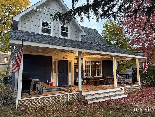 property at 47 1/2 6th Ave S