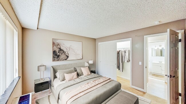 1600 Elmwood in Rochester, NY - Building Photo - Building Photo