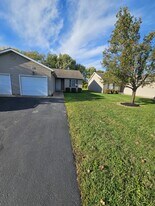 879 Lewis St in Washington Court House, OH - Building Photo