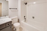 Orchard Estates in Alsip, IL - Foto de edificio - Interior Photo