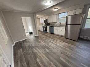 2689 Strickhouser Rd in Seven Valleys, PA - Foto de edificio - Building Photo