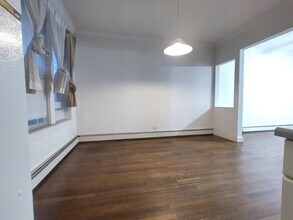 3140 W Sunnyside Ave in Chicago, IL - Building Photo - Building Photo