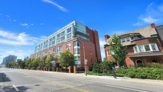 Fifty Spadina in Toronto, ON - Building Photo