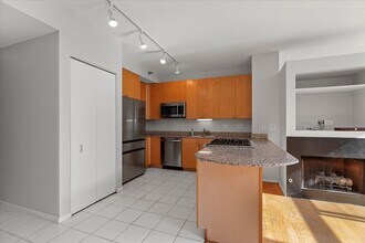 701 S Wells St in Chicago, IL - Building Photo - Building Photo