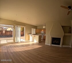 10567 Moss Wood Ct in Reno, NV - Building Photo - Building Photo
