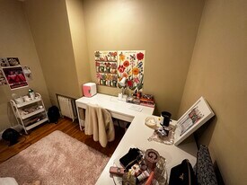 60 Egmont St in Brookline, MA - Building Photo