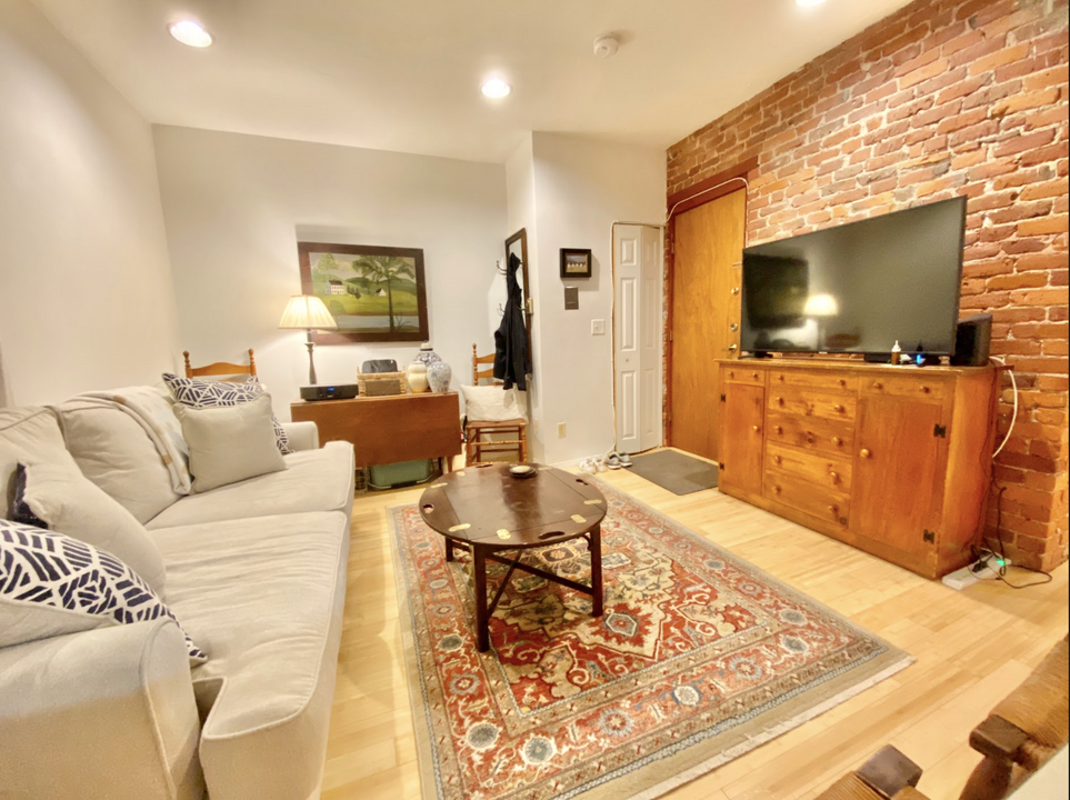 38A Charter St in Boston, MA - Building Photo
