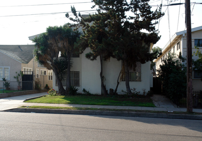 216 W Kelso St in Inglewood, CA - Foto de edificio - Building Photo