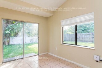 20957 SW 124th Ave Rd in Miami, FL - Building Photo - Building Photo