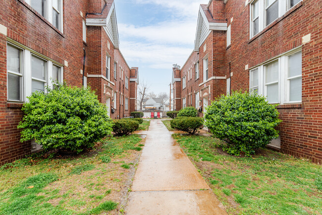 4227 Ellenwood Ave in St. Louis, MO - Building Photo - Building Photo