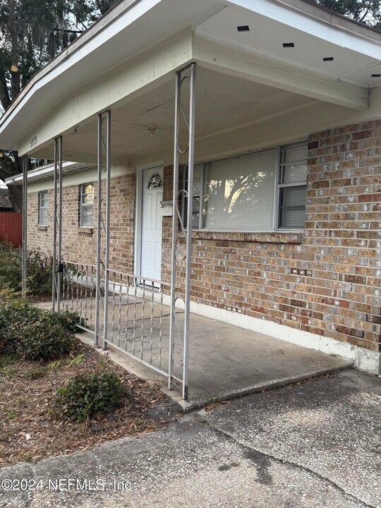 5719 Marlin Ct in Jacksonville, FL - Building Photo