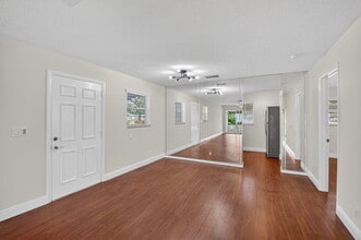801 Meadowlark Ln in Delray Beach, FL - Building Photo - Building Photo