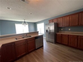1413 Avoncroft Dr in Fayetteville, NC - Building Photo - Building Photo