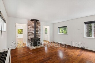 6420 Starkes Grade Rd in Pollock Pines, CA - Building Photo - Building Photo