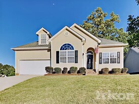 167 Tanners Mill Rd in Chapin, SC - Building Photo