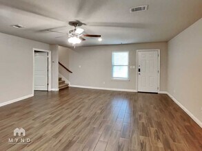 770 Rolling Terrace Cir in Granbury, TX - Foto de edificio - Building Photo