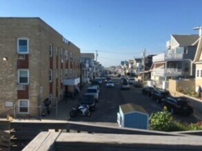 951 Oceanfront in Long Beach, NY - Building Photo - Building Photo