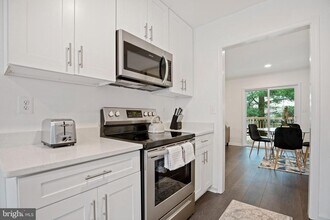 15 Tall Oaks Ct in Stafford, VA - Building Photo - Building Photo