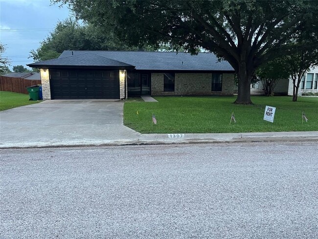 property at 1307 T H Johnson Dr