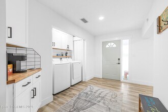 401 Sunrise Dr in Cocoa Beach, FL - Building Photo - Building Photo