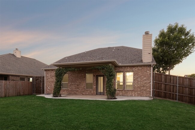 5001 Bluewater Dr in Frisco, TX - Building Photo - Building Photo