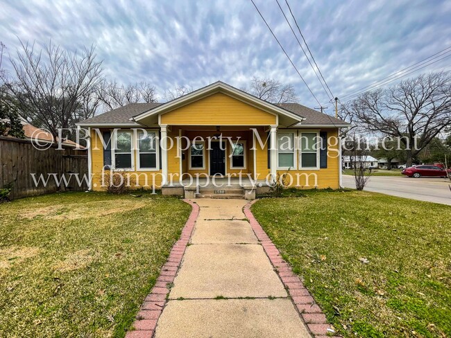 property at 1500 Elmwood Ave