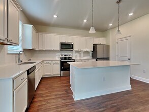 20478 Calla Lily Dr in Land O Lakes, FL - Building Photo - Building Photo