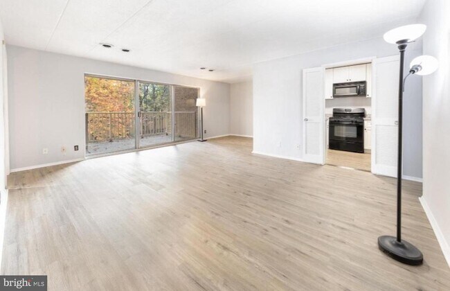 property at 5705 Indian Ct