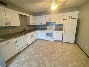 3108 Sycamore Terrace in Sioux City, IA - Foto de edificio - Building Photo