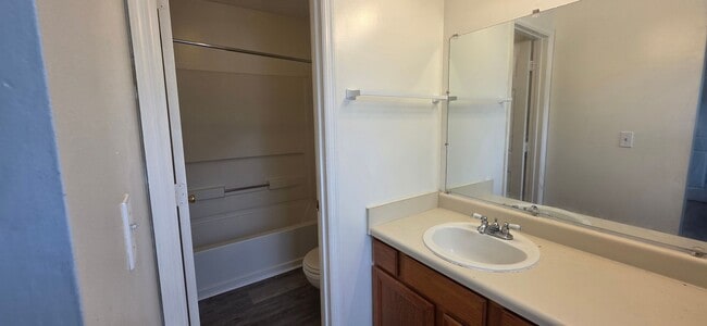 1036 Plantation Way in Kennesaw, GA - Building Photo - Building Photo