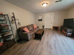 2455 Woodbine Ave, Unit 1 in Knoxville, TN - Building Photo - Building Photo