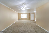 837 Hemingway Rd in Stone Mountain, GA - Building Photo - Building Photo