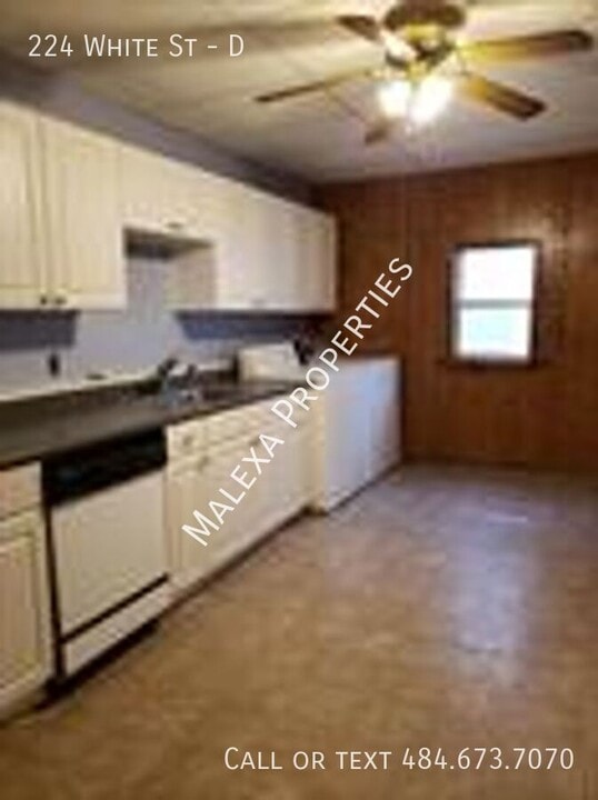 224 White St in Lehighton, PA - Building Photo