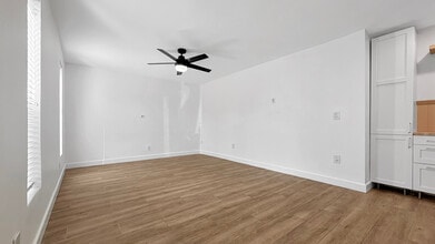 7995 SW 140th Terrace in Palmetto Bay, FL - Building Photo - Building Photo