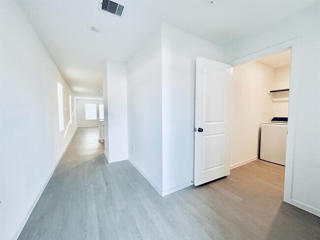 3116 Twisted Myrtle Dr in Conroe, TX - Building Photo - Building Photo
