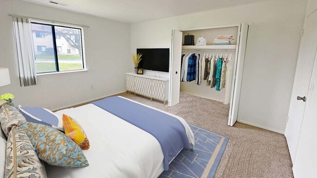 Autumn Ridge in Canton, MI - Building Photo - Building Photo