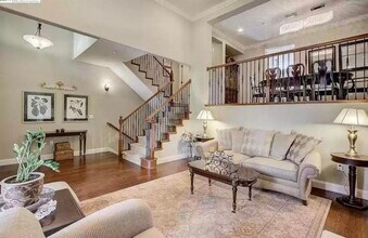 3680 Aviano Way in Dublin, CA - Building Photo - Building Photo