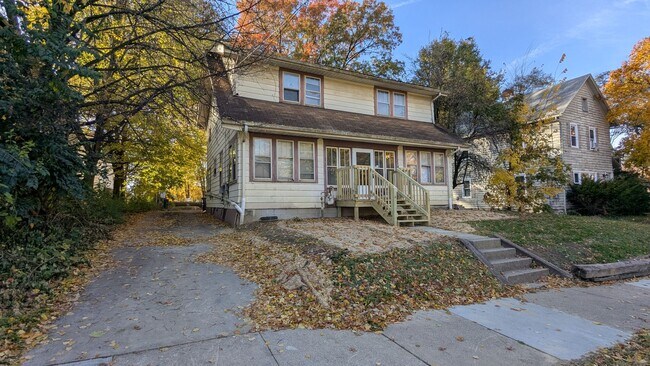 590 Sherman St in Akron, OH - Building Photo - Building Photo